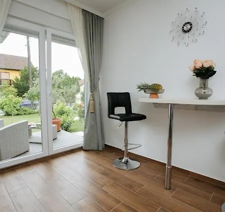 Apartmani Mikic Palic Exterior photo